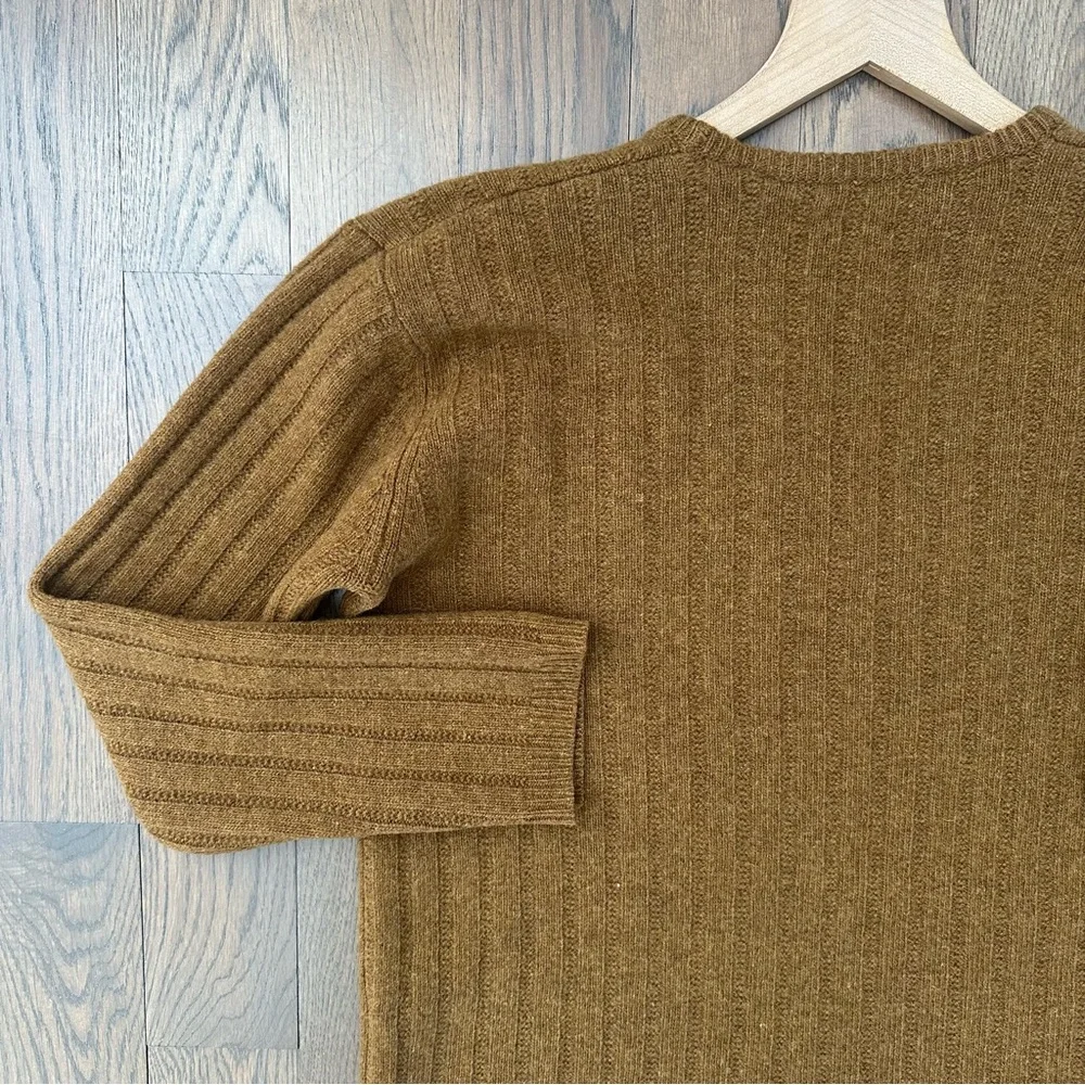 Vintage Chaus Thick Ribbed Lambswool Crew Neck Sweater in Warm Brown Medium